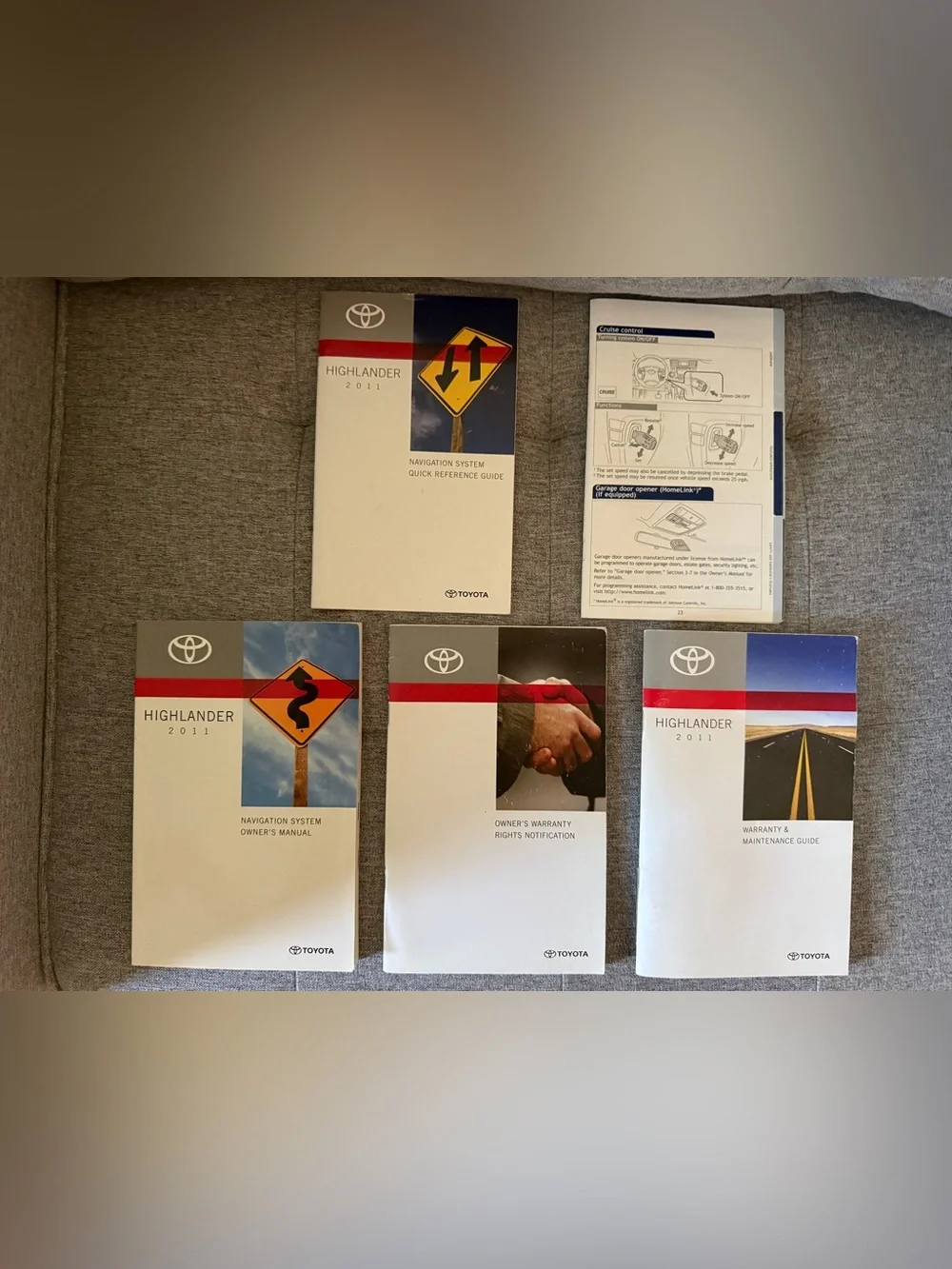 2011 Toyota Highlander Owner Manuals & Guides